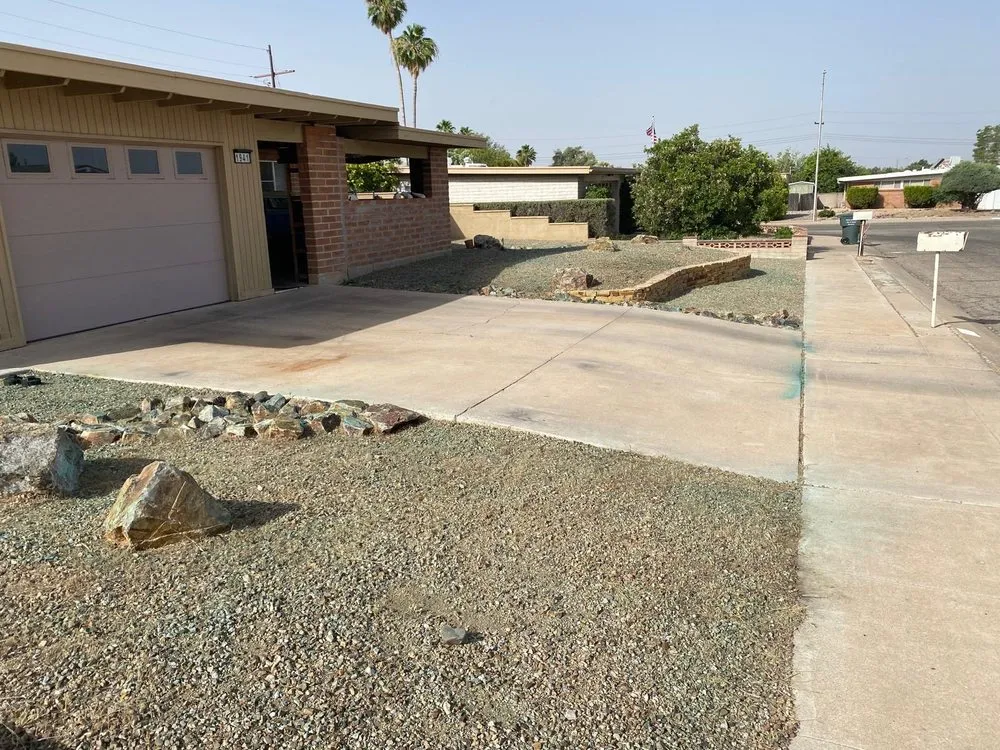 Top-rated lawn care service near you in Tucson, AZ by Arizona Pro Landscaping