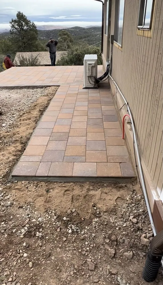 Reliable landscape design in Phoenix, AZ by Arizona Radiant Landscapes