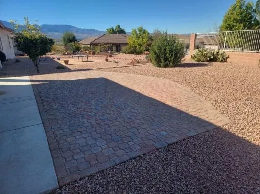 Affordable lawn mowing service for beautiful yards across Phoenix, AZ - Arizona Radiant Landscapes