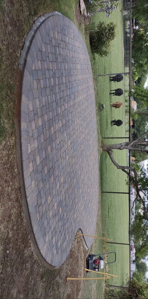 Custom landscape installation in Phoenix, AZ - Arizona Radiant Landscapes