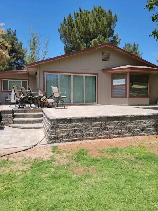 Custom landscape design in Phoenix, AZ by Arizona Radiant Landscapes