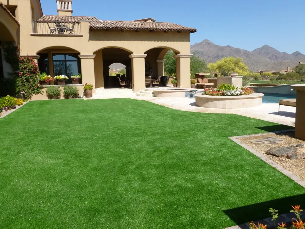 Professional lawn care service with custom design across Mesa, AZ - Arizona Turf Masters