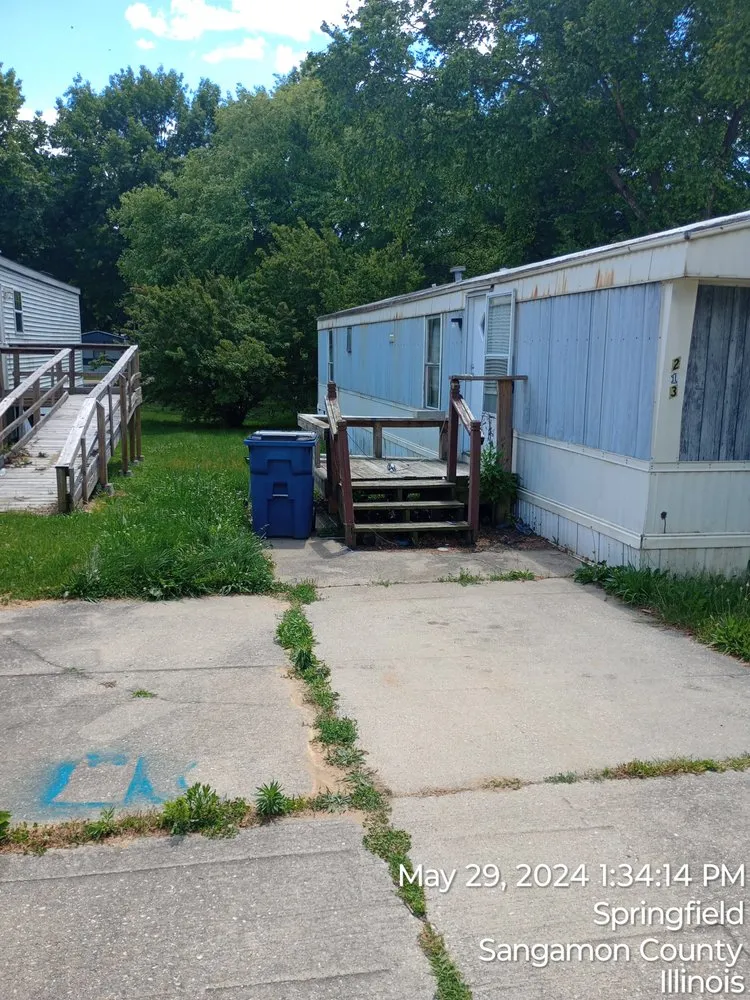 Trusted landscape design experts serving Springfield, IL - Arjun's Lawn Care