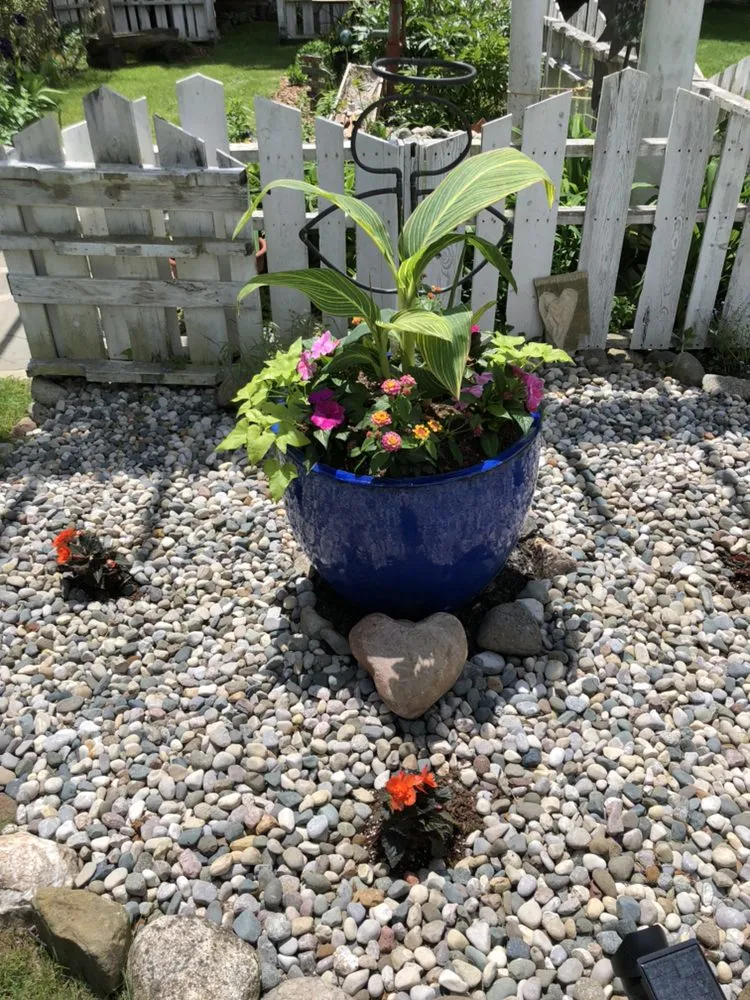 Reliable yard maintenance in Kalamazoo, MI by ARK Landscaping