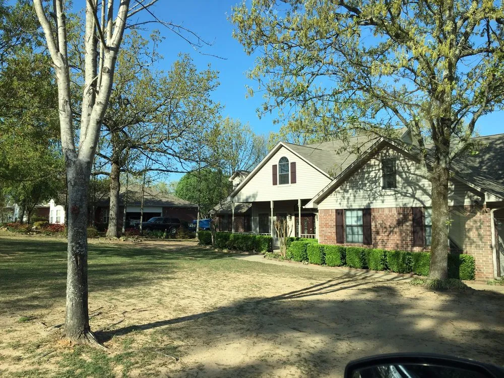 Reliable yard maintenance for homes in Cabot, AR by Arkansas Premium Lawn Care