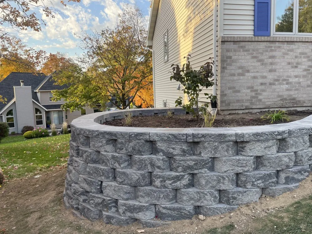 Top-rated lawn mowing service in Beloit, WI - Armadillo’s Landscaping