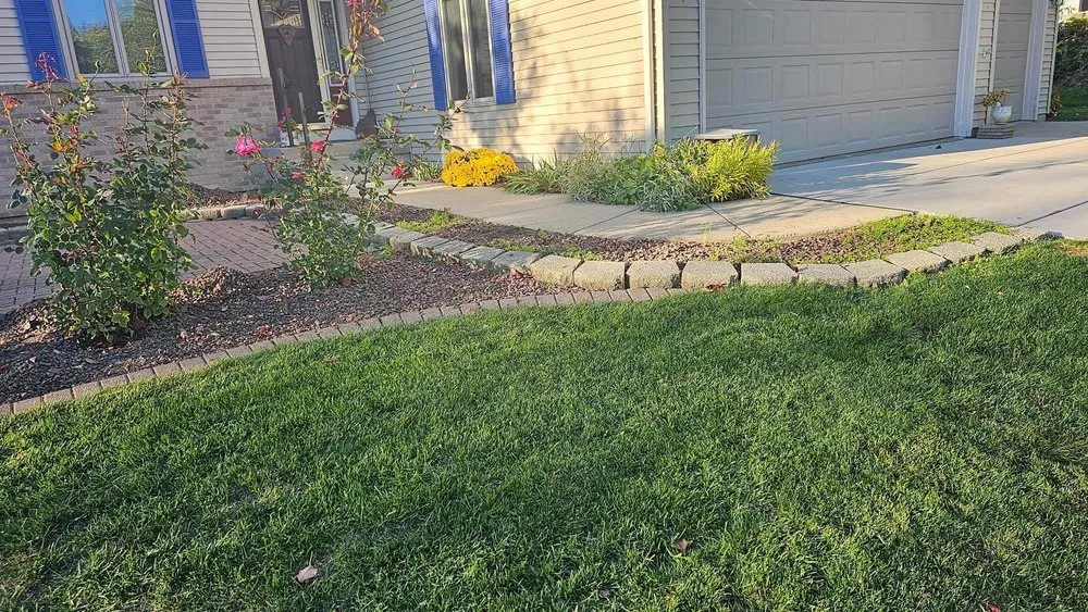 Trusted yard maintenance experts serving Beloit, WI - Armadillo’s Landscaping