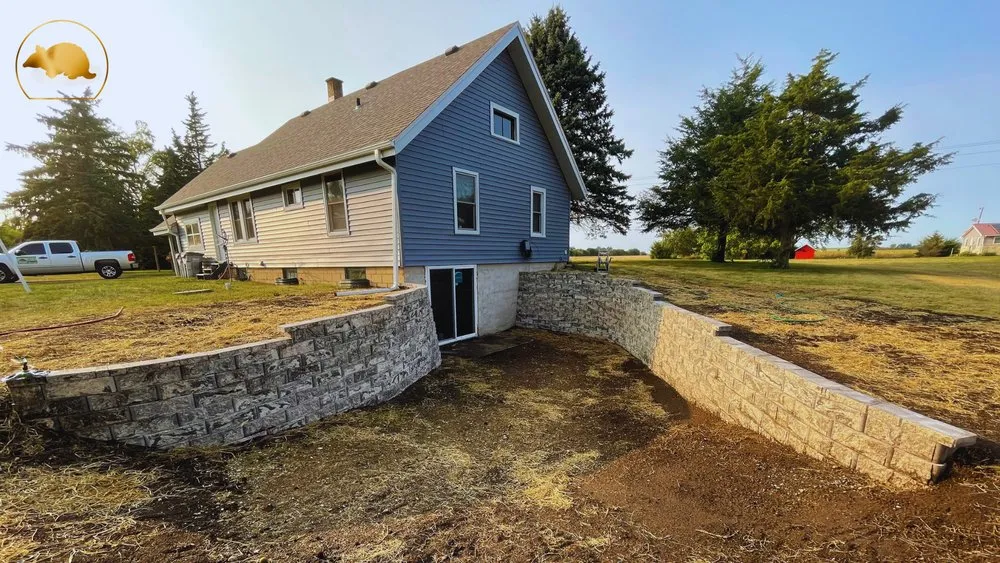 Expert outdoor landscaping experts serving Beloit, WI - Armadillo’s Landscaping