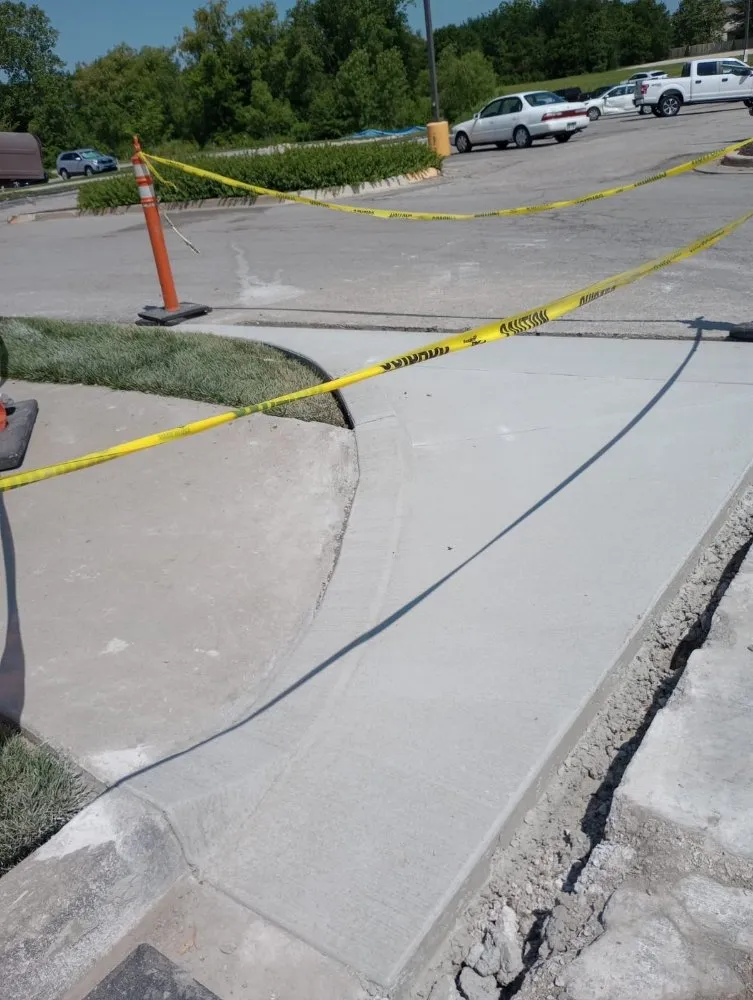 Reliable landscaping services experts serving Kansas City, MO - Armando