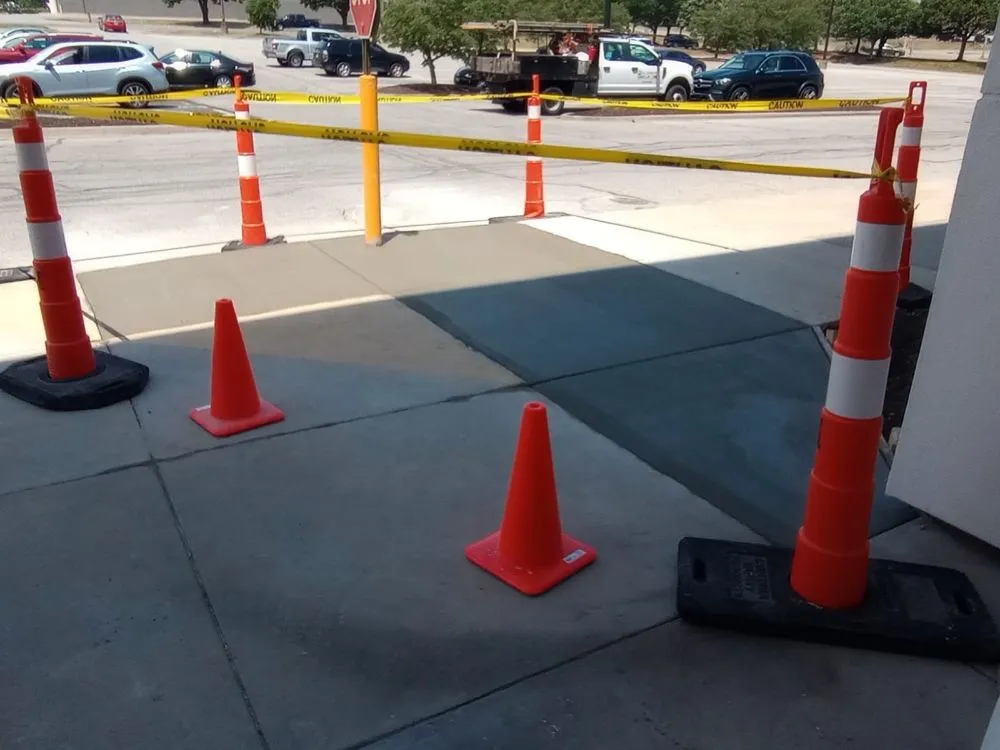 Expert yard cleanup service experts serving Kansas City, MO - Armando