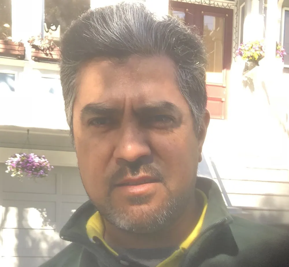 Trusted lawn care service for homes in Burlingame, CA by Armando Landscaping Services