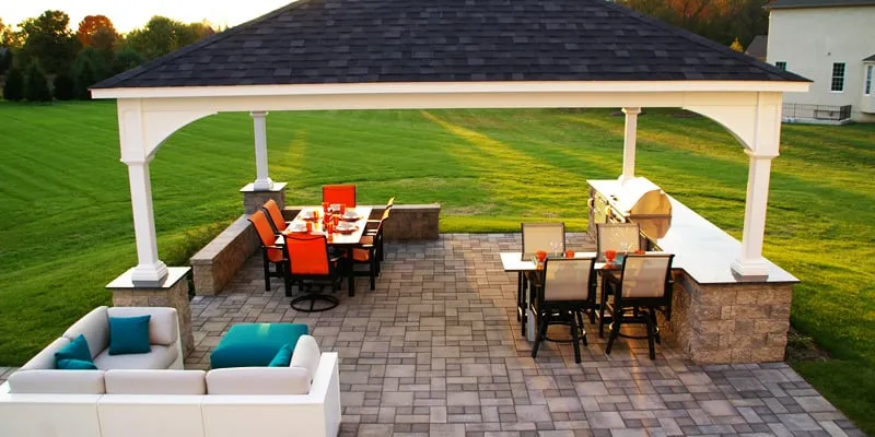 Professional landscape design for beautiful yards in Missouri City, TX by Armando Lawn Care