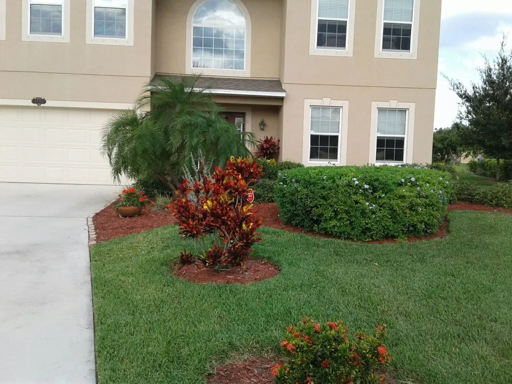 Local residential landscaping for homes in Vero Beach, FL by Armando's Landscaping