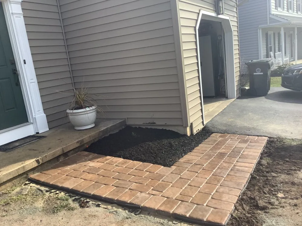 Trusted garden landscaping experts serving Phoenixville, PA - Armando’s Professional Landscaping