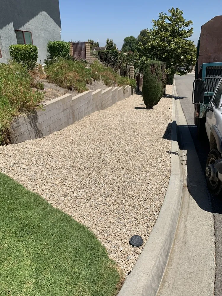 Top-rated garden landscaping in Rialto, CA by Armando's Tree Service