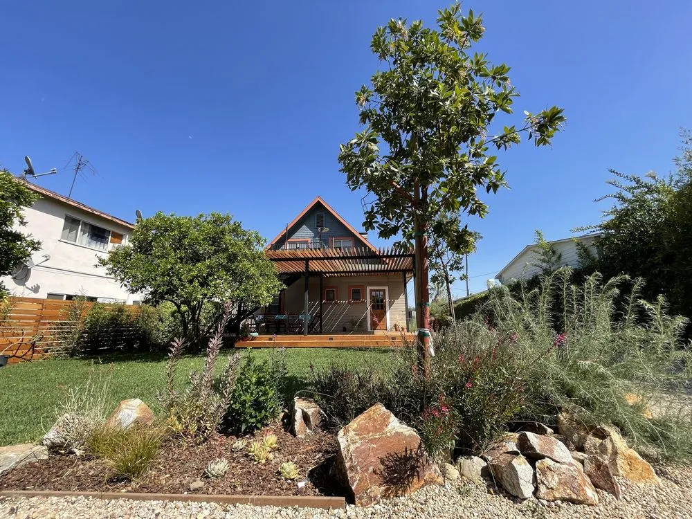 Expert lawn care service in San Fernando, CA - Armas Landscape