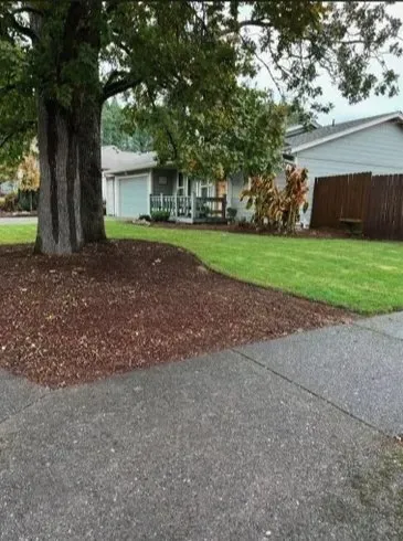 Custom lawn care service in Stayton, OR - Armenta Siblings Landscaping and Maintenance