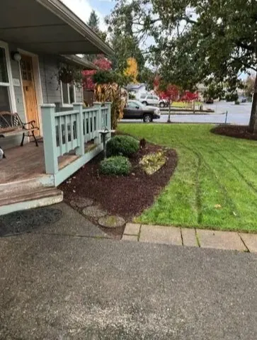 Custom landscaping services near you in Stayton, OR by Armenta Siblings Landscaping and Maintenance