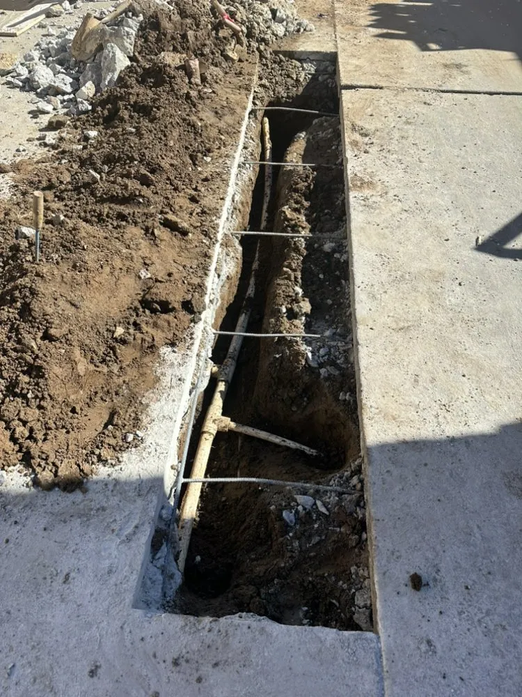 Top-rated yard maintenance in Santa Clarita, CA by Armondo's Landscaping