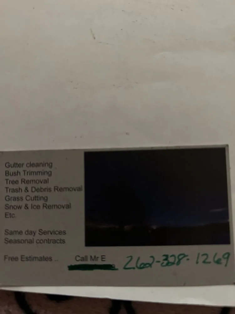 Custom garden landscaping for homes across Milwaukee, WI - Arms & wheels moving and removal