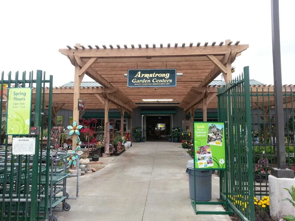 Expert lawn mowing service for beautiful yards across Costa Mesa, CA - Armstrong Garden Centers