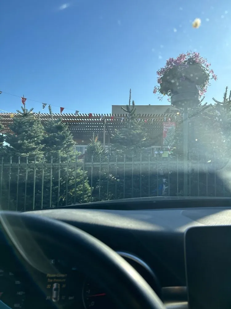 Local landscape design experts serving Los Angeles, CA - Armstrong Garden Centers