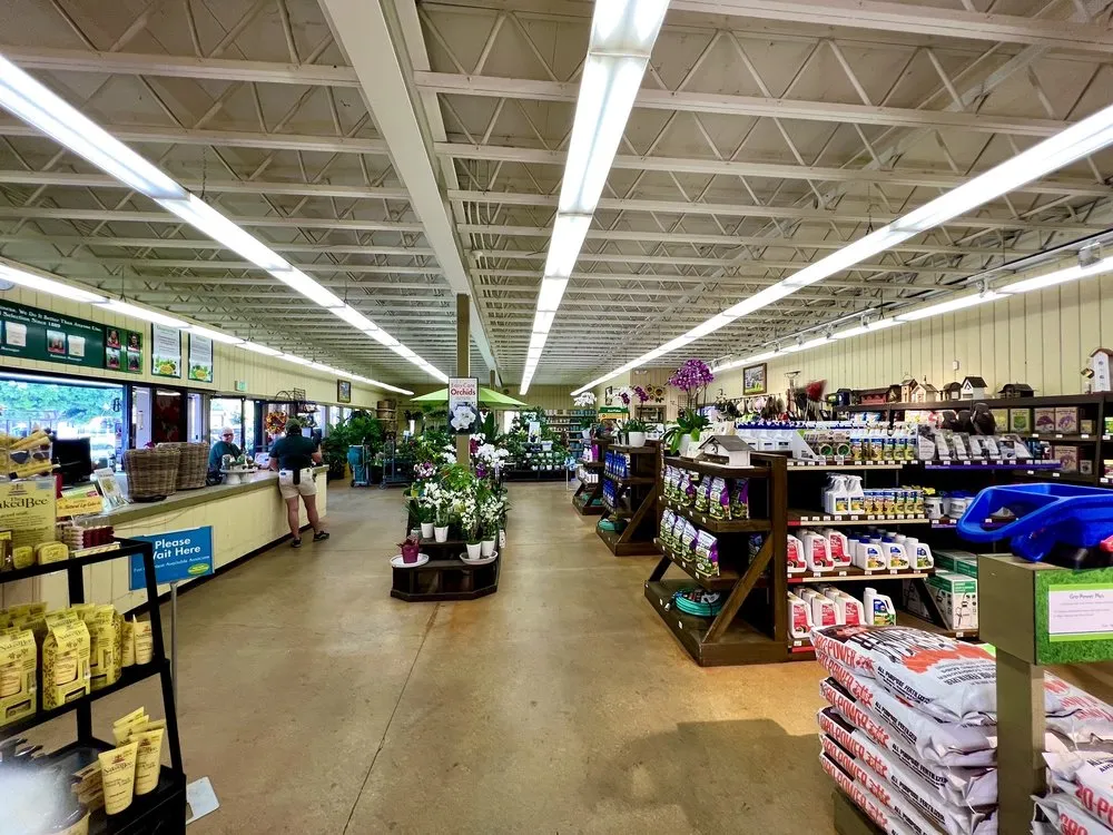 Trusted yard cleanup service for beautiful yards in Monrovia, CA by Armstrong Garden Centers