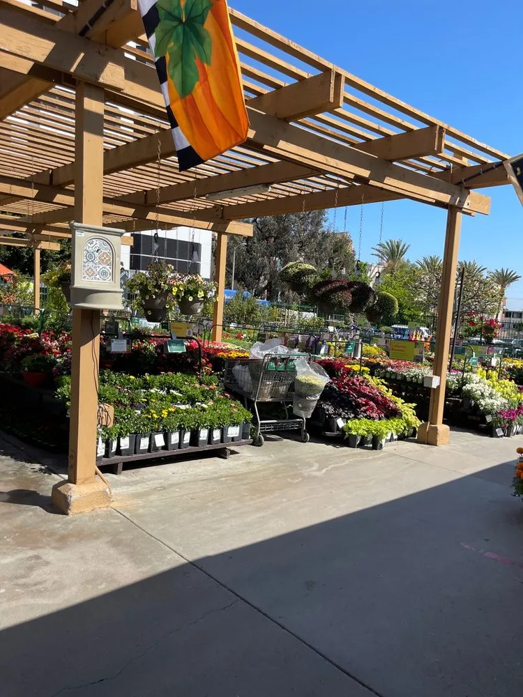 Professional garden landscaping for residential properties across Santa Monica, CA - Armstrong Garden Centers