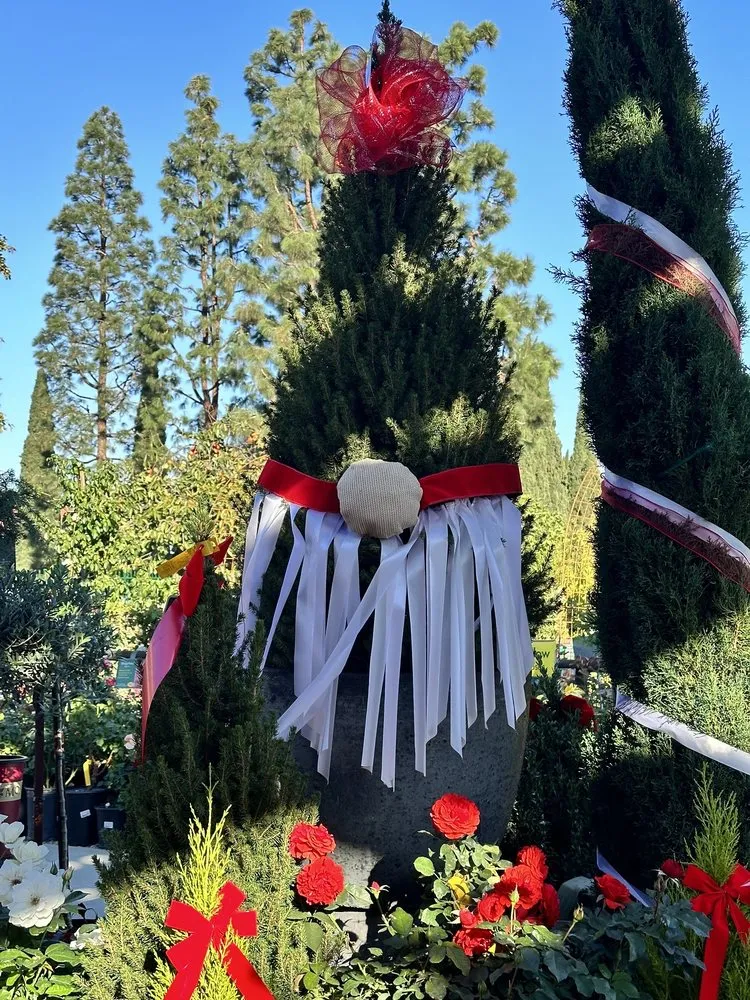 Affordable garden landscaping in Tustin, CA - Armstrong Garden Centers