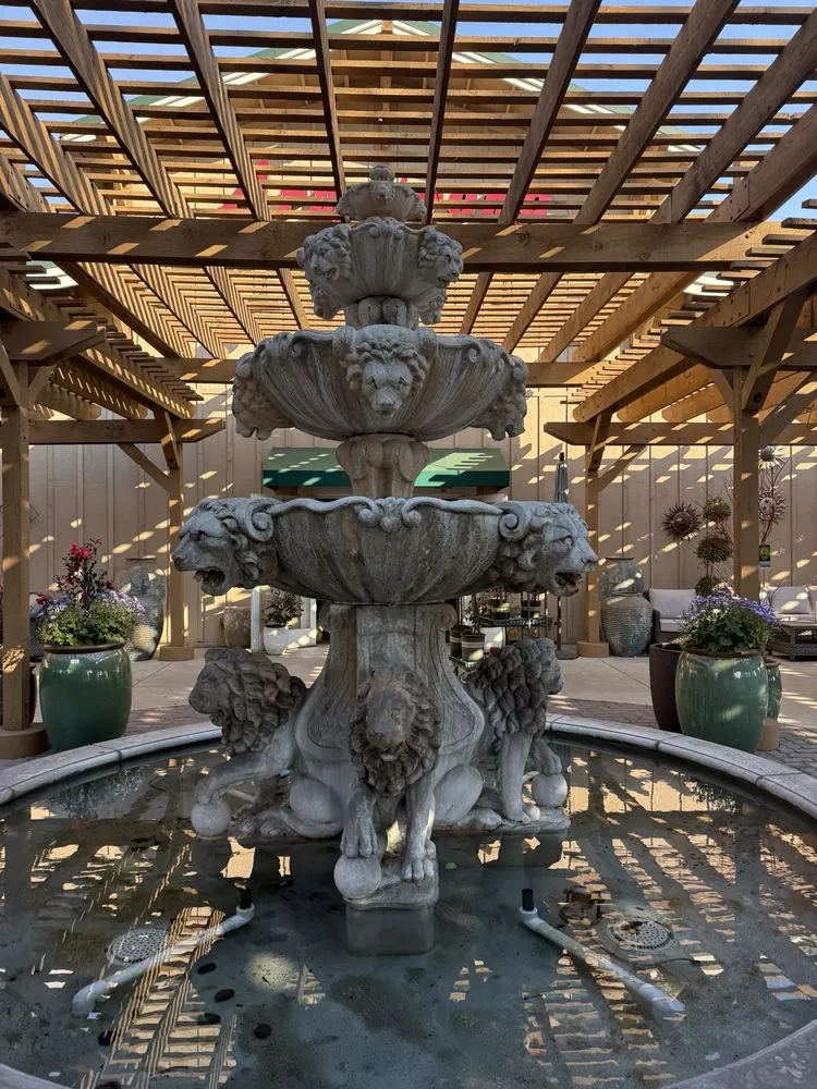 Top-rated outdoor landscaping in Tustin, CA by Armstrong Garden Centers