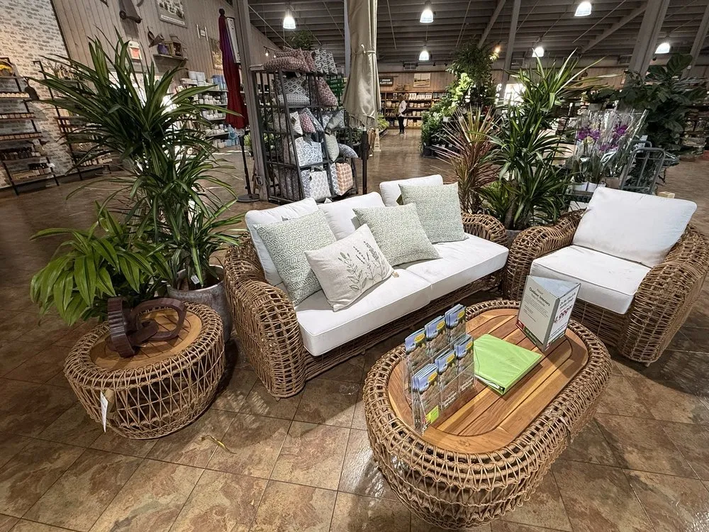 Local yard maintenance in Tustin, CA - Armstrong Garden Centers