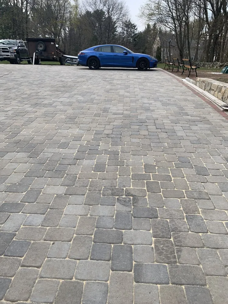 Reliable garden landscaping experts serving Dracut, MA - Armstrong General Machinery & Landscaping