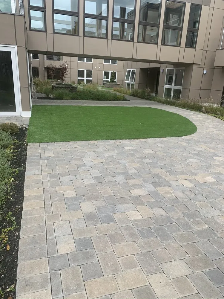 Reliable residential landscaping in Dracut, MA - Armstrong General Machinery & Landscaping