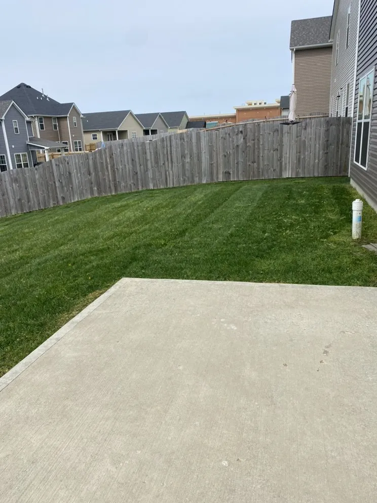 Reliable yard maintenance for year-round maintenance in Berea, KY by Armstrong Lawn Service
