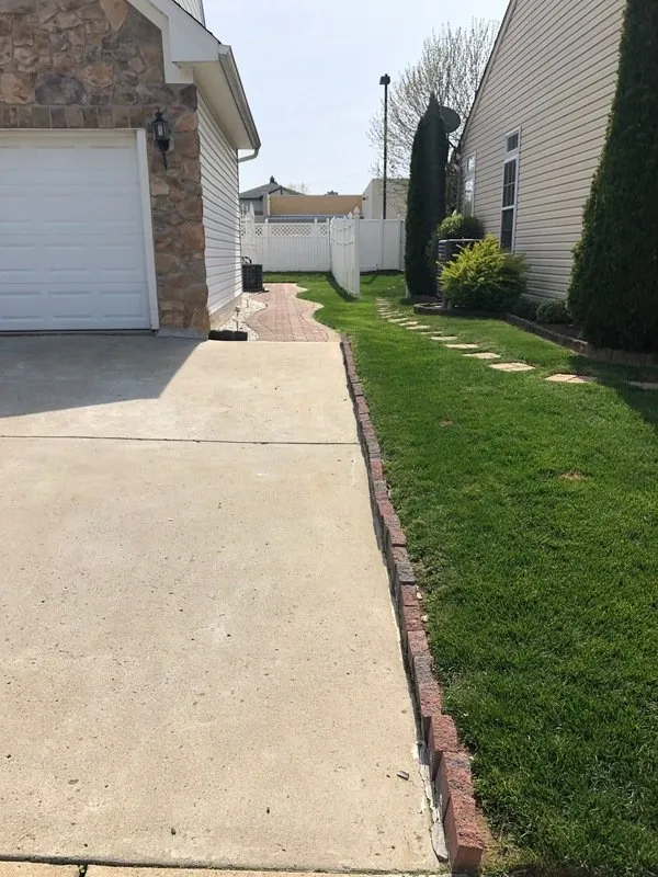 Local lawn care service experts serving Philadelphia, PA - Army Landscaping