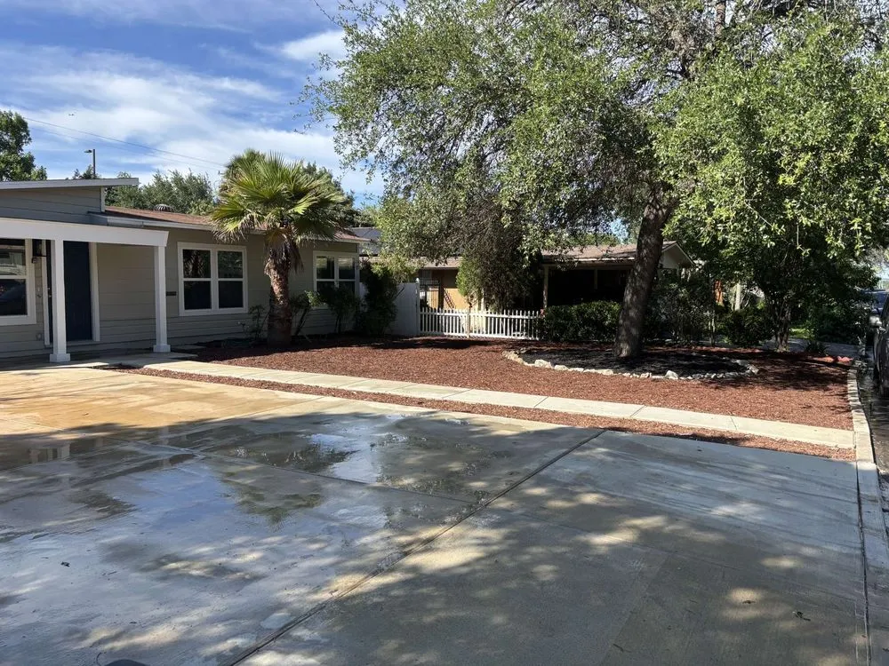 Professional yard cleanup service in San Antonio, TX - Arnco Landscaping