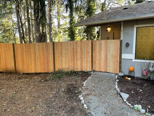 Arneberg's Landscaping Logo