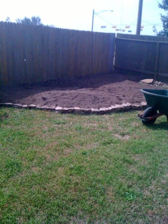Affordable yard cleanup service for beautiful yards across Friendswood, TX - Arning Lawns