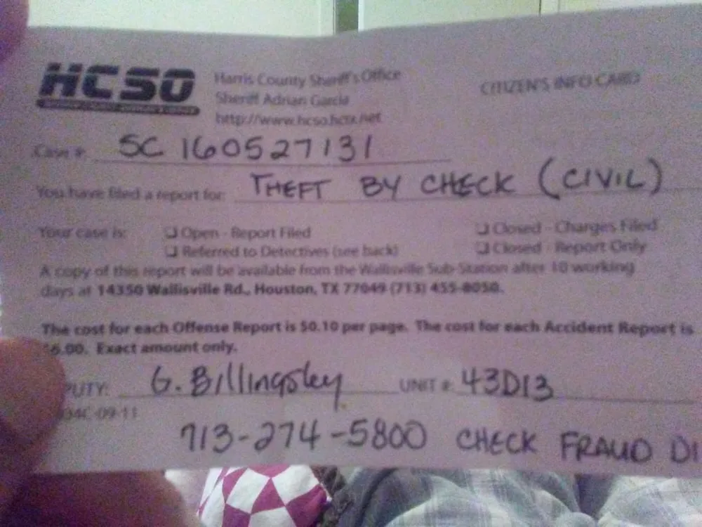 Professional yard cleanup service in Friendswood, TX by Arning Lawns