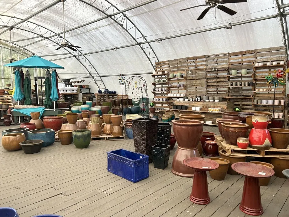 Reliable lawn care service in Arnold, MD by Arnold Farms