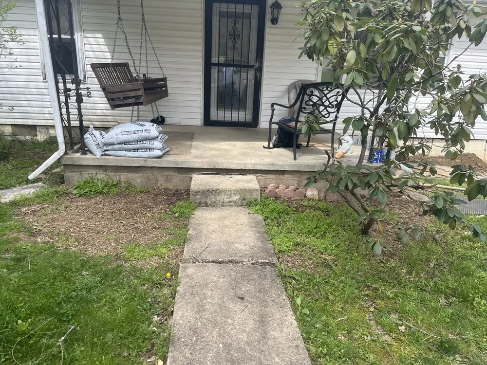 Affordable residential landscaping in Lancaster, OH by Arnold Outdoor Tree and Landscaping