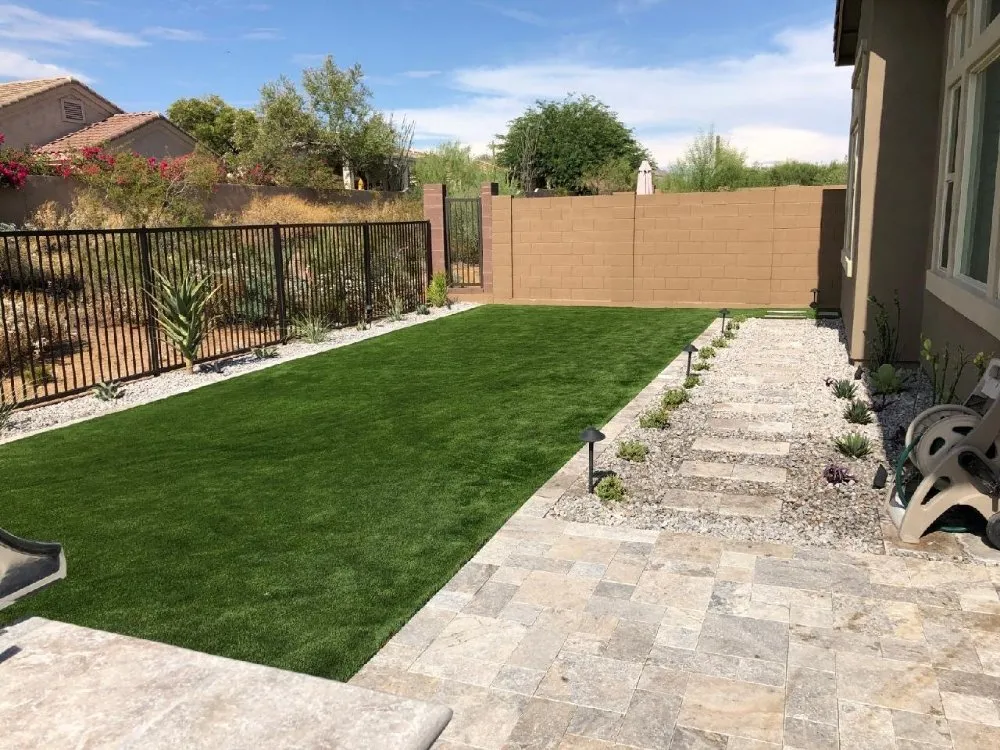 Custom landscaping services in Phoenix, AZ by Arnold's Custom Landscaping