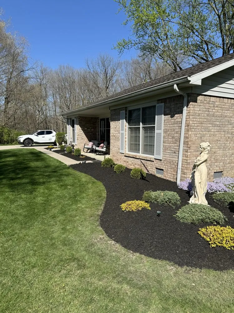 Local outdoor landscaping for residential properties in Muncie, IN by Arnold’s Mulch