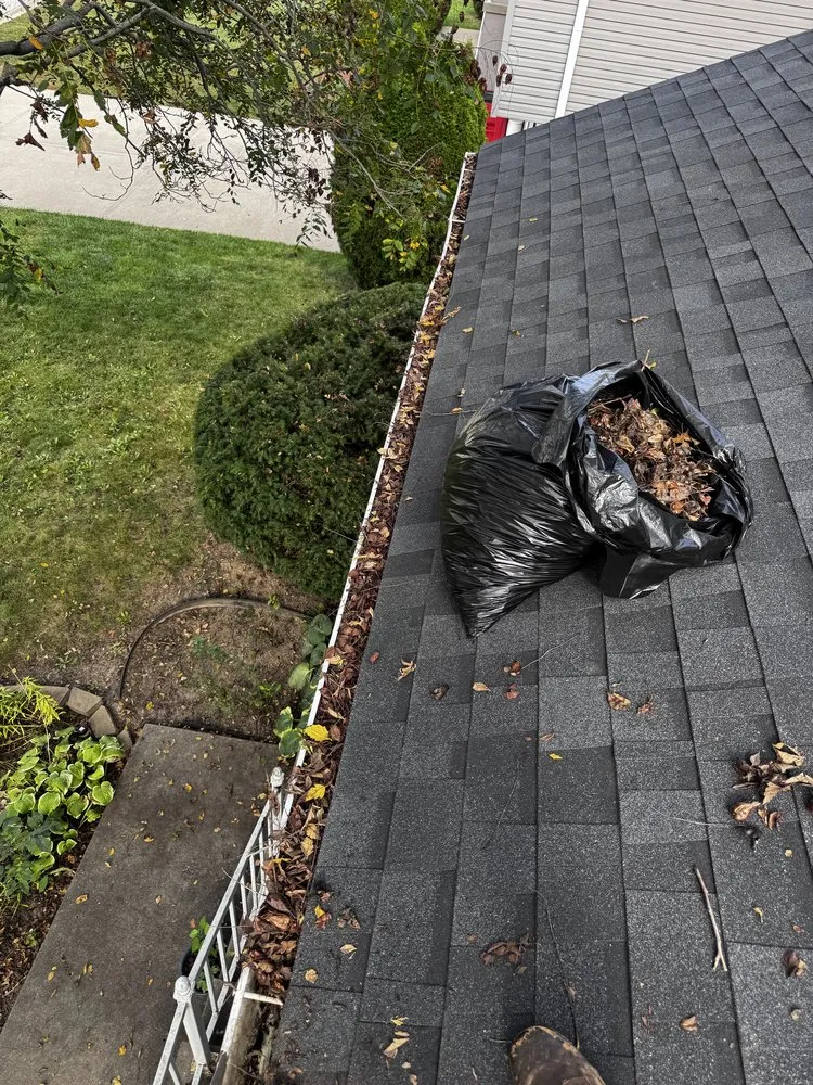 Reliable landscaping services for homes in Independence, MO by Arnold’s Reliable Lawncare