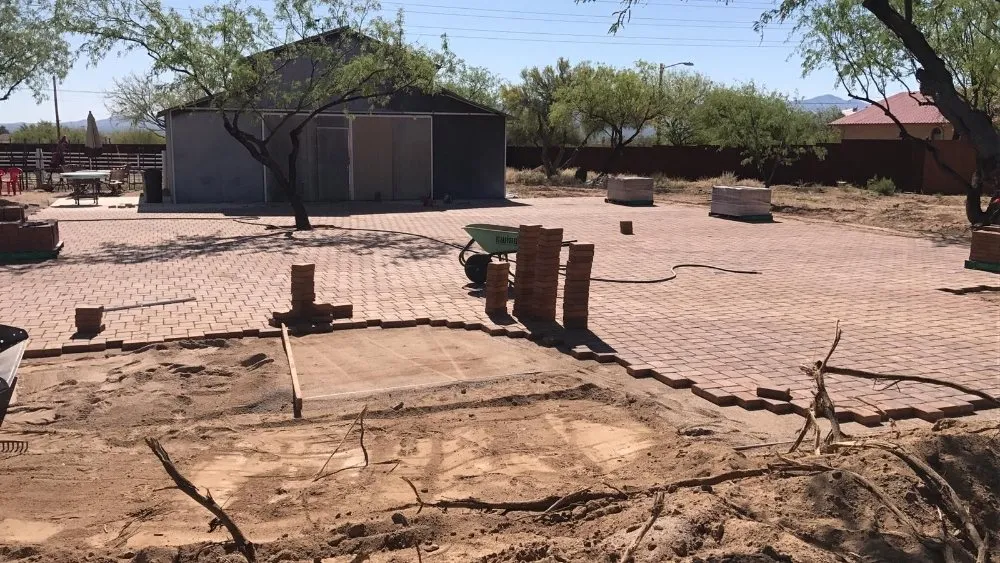 Custom residential landscaping experts serving Tucson, AZ - Arnold’s
