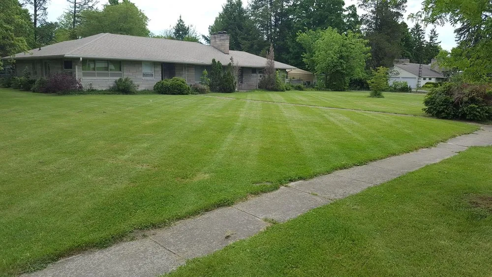 Top-rated landscape design for year-round maintenance in Springfield, MI by Arn's Lawn Maintenance