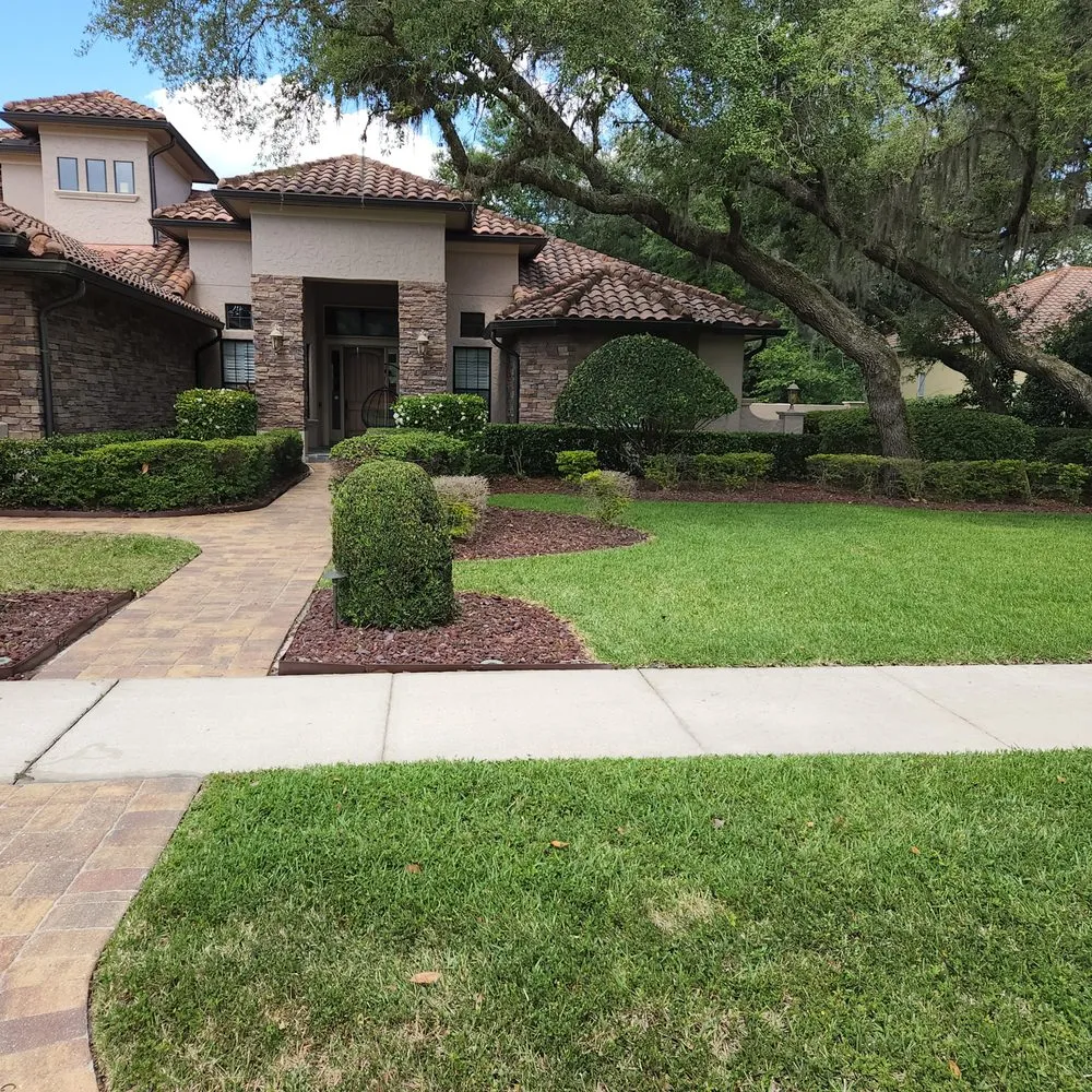 Professional yard cleanup service in Sanford, FL by Arocho Landscaping