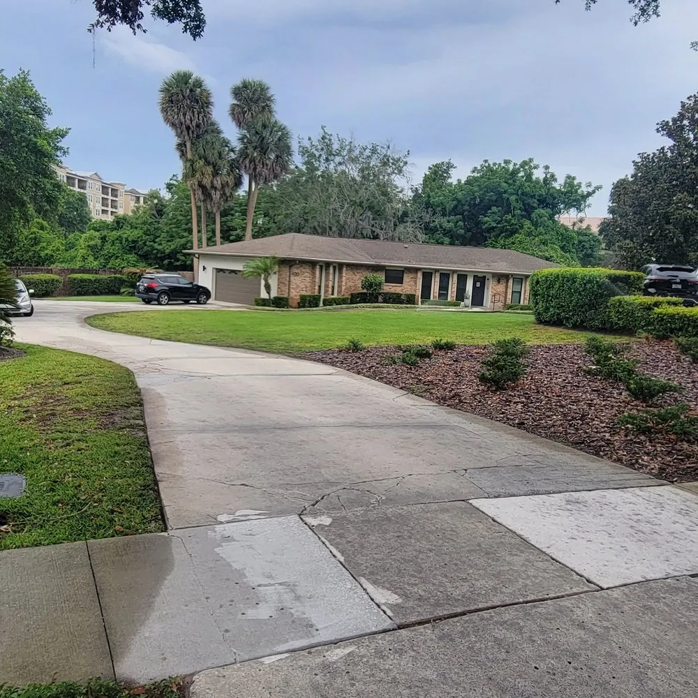 Expert yard maintenance for year-round maintenance in Sanford, FL by Arocho Landscaping