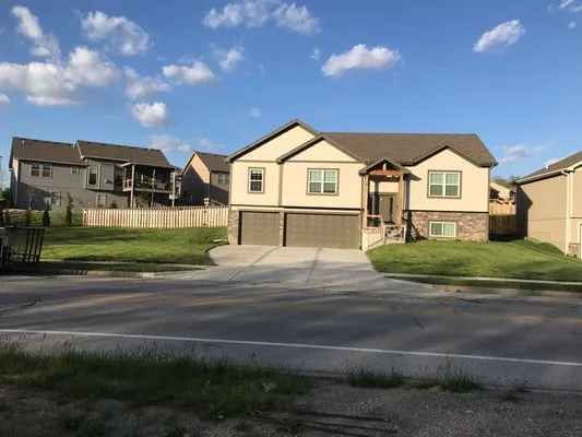 Aron & Sons Lawn Care