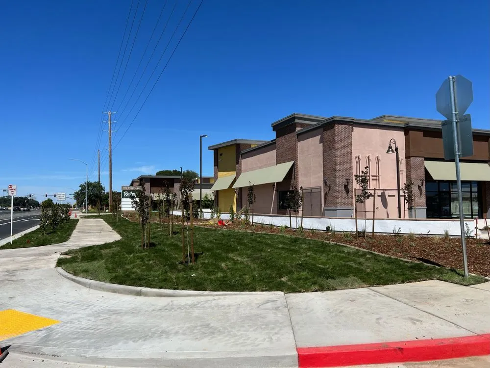 Affordable lawn care service experts serving Auburn, CA - Aronson Landscape